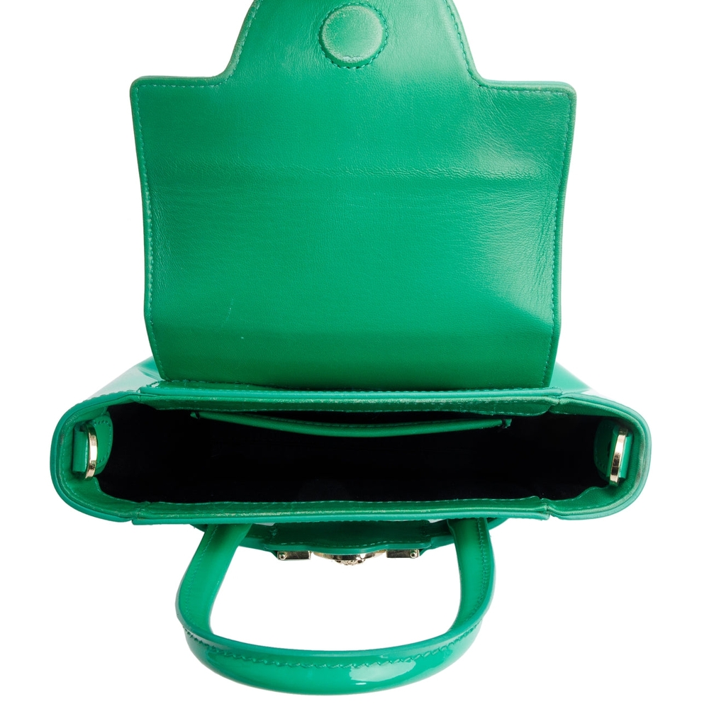 Chic Green Handbag - Picture 8 of 10